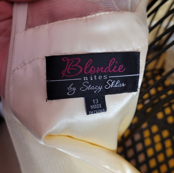 Blondie Nites, pale yellow formal prom dress, Junior size 13 - Picture 6 of 6
